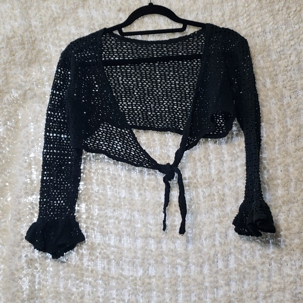 Boho hippie style mesh knit cropped front tie with bell sleeves